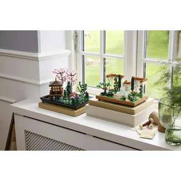 LEGO Icons 10359 Fontanna w ogrodzie