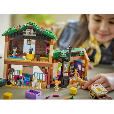 LEGO Friends Ponyfarm og stald