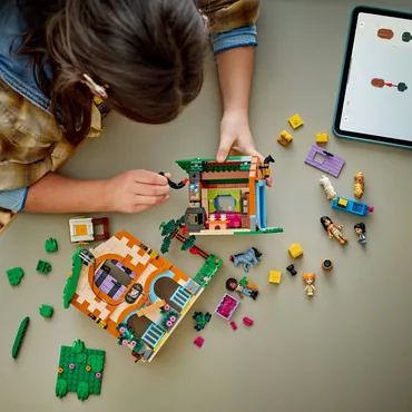 LEGO Friends Ponyfarm og stald