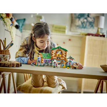 LEGO Friends Ponyfarm og stald
