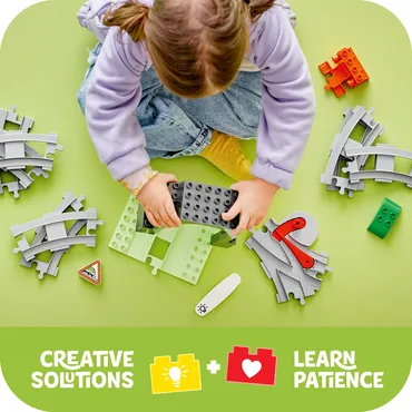 LEGO Duplo Town 10425 Tunel i tory kolejowe