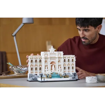 LEGO Architecture Trevi-fontænen