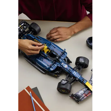 LEGO 42206 Technic Oracle Red Bull Racing RB20 F1 Rennauto