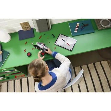 LEGO Technic 42200 Monster Jam ThunderROARus z napędem typu pull-back