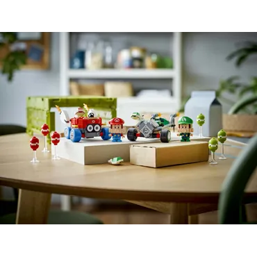 LEGO Super Mario Mario Kart â Baby Mario vs Baby Luigi 72034