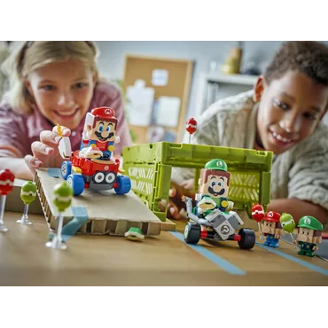 LEGO Super Mario Mario Kart â Baby Mario vs Baby Luigi 72034