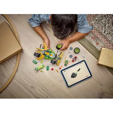 LEGO Ninjago 71828 Samochód wyścigowy Lloyda z napędem typu pull-back