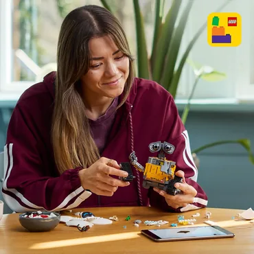 LEGO Disney WALL-E og EVA