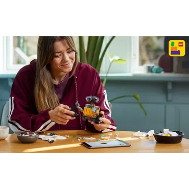 LEGO Disney WALL-E og EVA