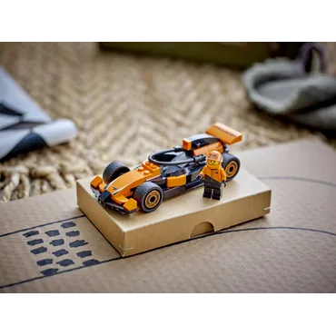 LEGO City F1®-kører med McLaren-racerbil