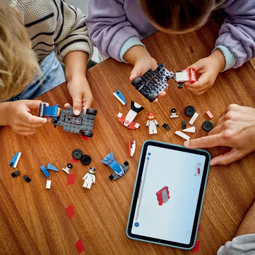 LEGO City F1® Williams Racing og Haas F1®-racerbiler