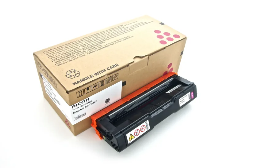Ricoh - magenta - original - tonerpatron