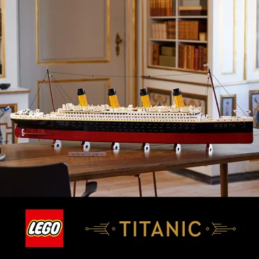 LEGO ICONS Titanic