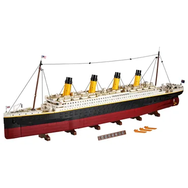 LEGO ICONS Titanic