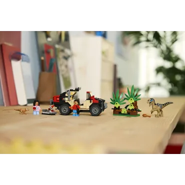 LEGO Jurassic World Offroad-flugt fra raptor