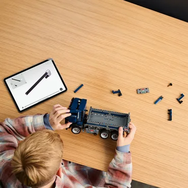 LEGO Technic Lastbil med tip