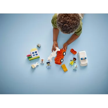 LEGO DUPLO Ambulance og fører