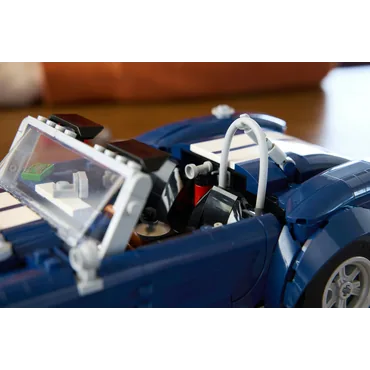 LEGO ICONS Shelby Cobra 427 S/C