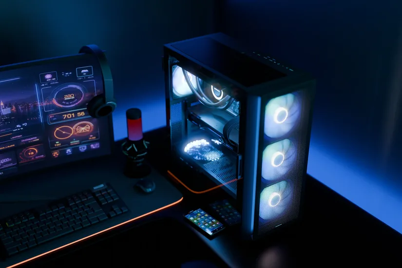 Modecom Chassi - E-ATX - 17,3 cm - 40 cm - 7 - 120,140 mm - Härdat glas - Svart